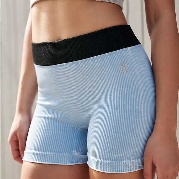 Free People Prajna Short Blue - Picture 1 of 4